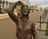 Статуя Эми Джонсон в заливе Херн
