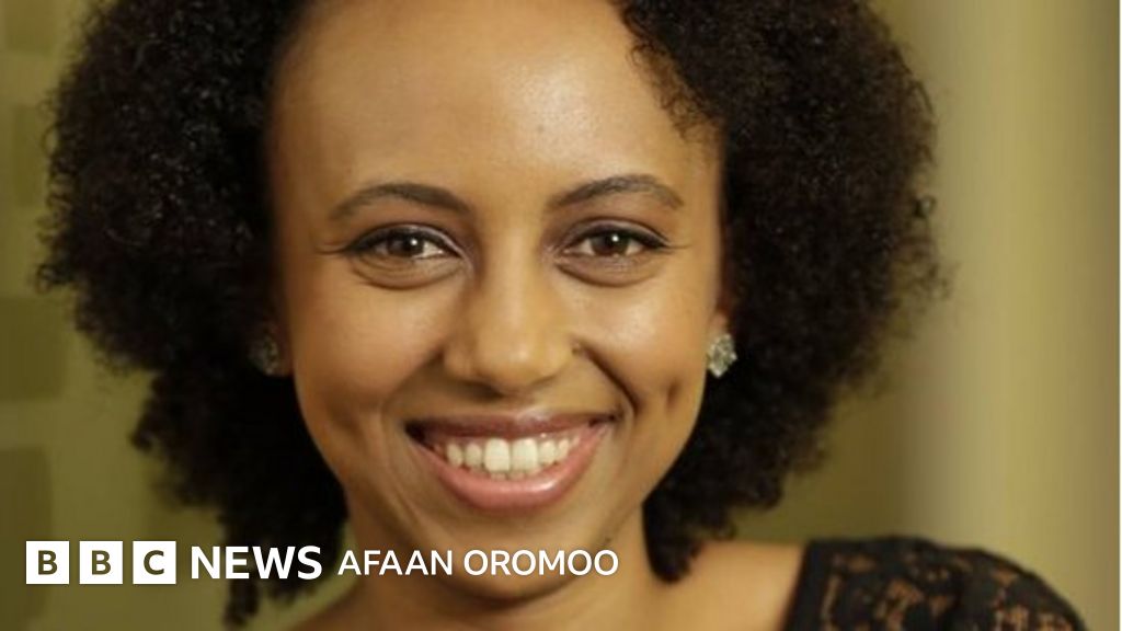 Ogizda ishqalanish porno video onlayn Yosh erkaklar bilan porno etuk ayollar