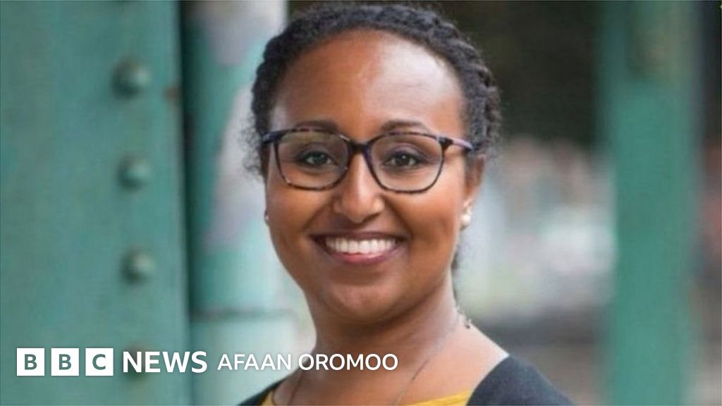 Eshak mushuk jinsiy aloqa Keksa odam buzuq porno