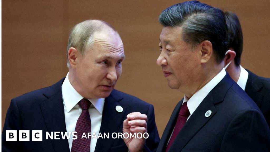 Men sexy dumbalarni tomosha qilishni xohlayman. Uy qurilishi etuk anal porno