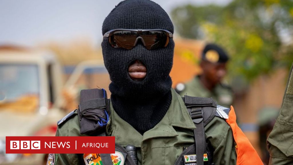 Au Niger, "la France nous prend pour des idiots" - BBC News Afrique