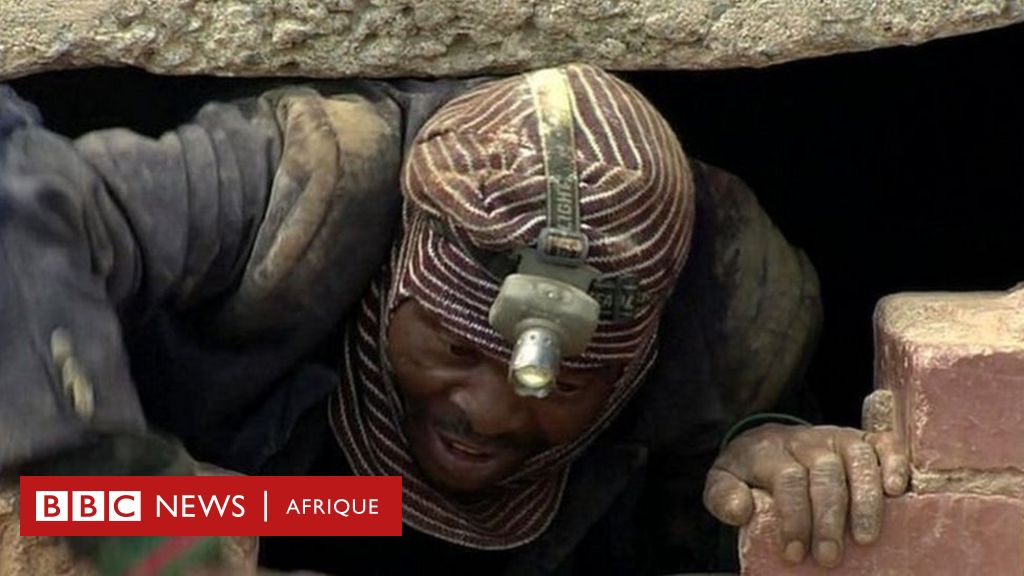 Afrique Du Sud : Des Mineurs Piégés Sous Terre - BBC News Afrique