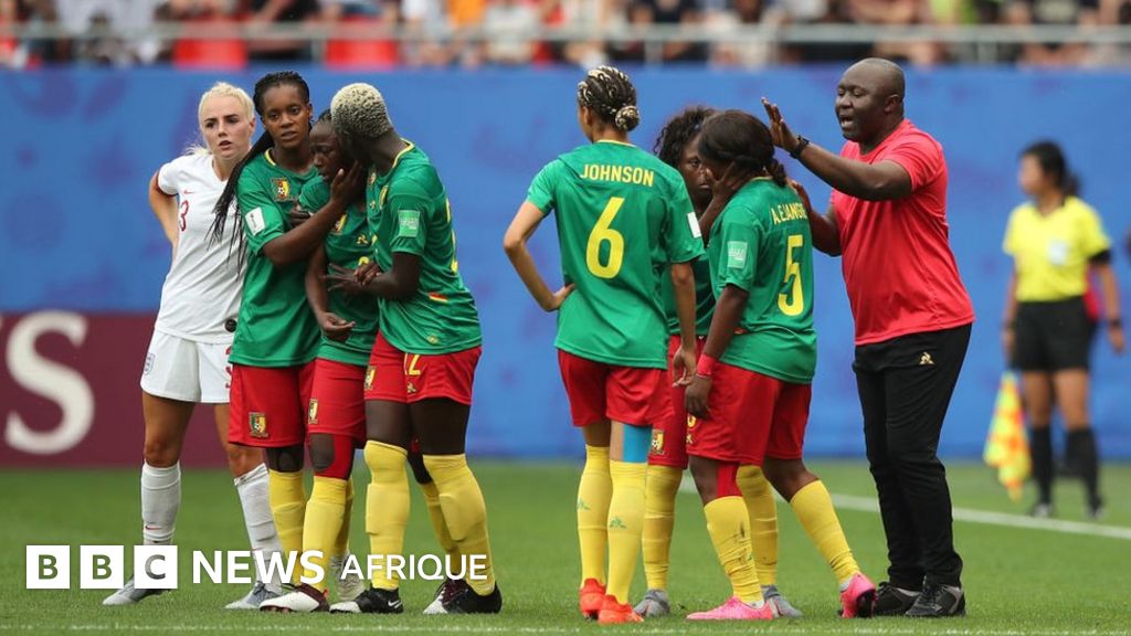 La Fifa Ouvre Une Enquête Sur Le Match Algerie Cameroun