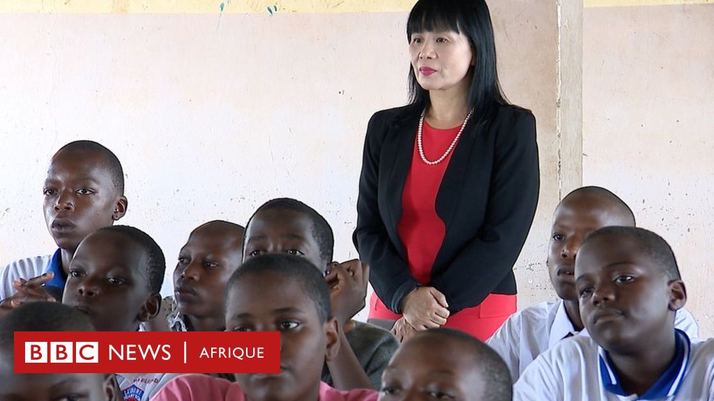 Une Chinoise fait la promotion du mandarin en Ouganda - BBC News Afrique