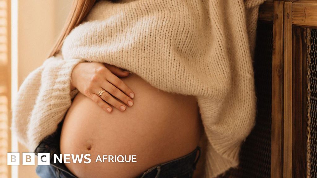 Elle tombe enceinte de deux hommes en même temps