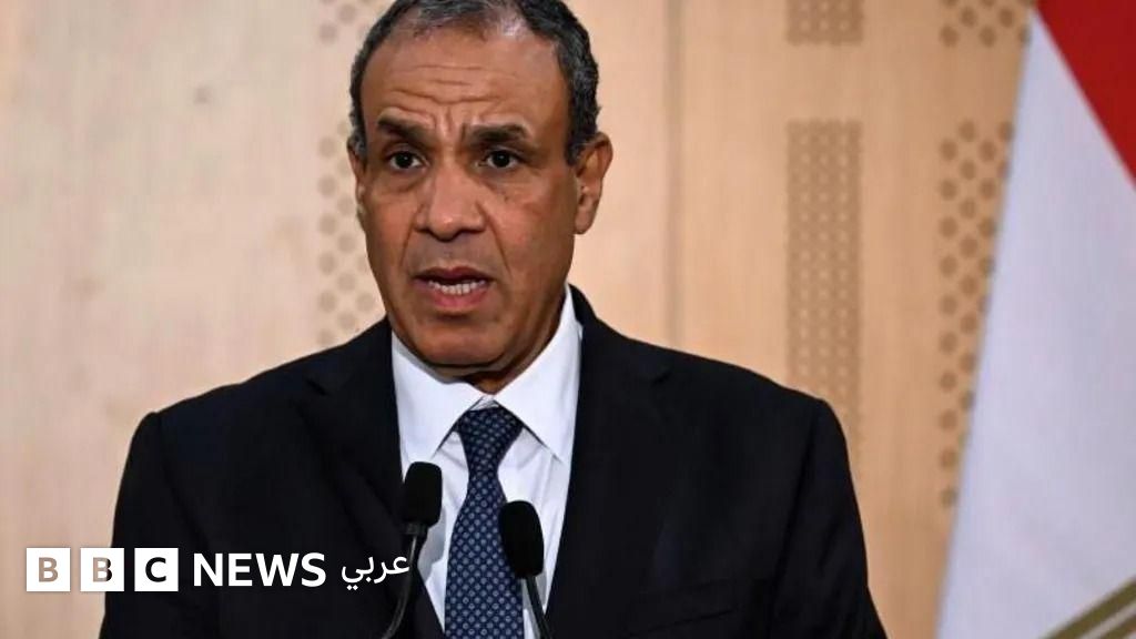 السفارة البريطانية في مصر تغلق مبناها الرئيسي بعد إزالة السلطات الحواجز الأمنية - BBC News عربي