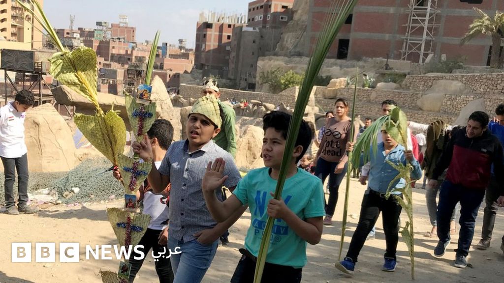 مصر: أقباط يحيون مصر: أقباط يحيون