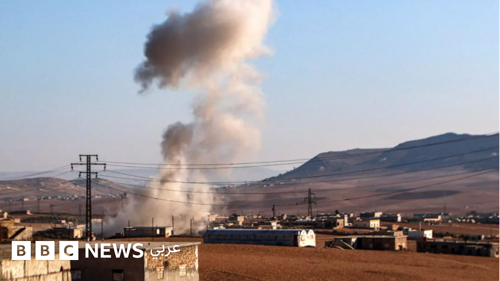 هجوم في منبج وإسرائيل تهاجم في الجنوب: ماذا يحدث في سوريا؟ - BBC News عربي
