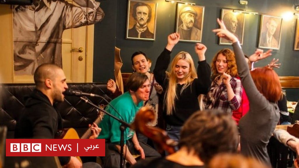 روسيا وأوكرانيا: قصة حانة "همينغوي" التي سواها القصف الروسي بالأرض في مدينة خاركيف