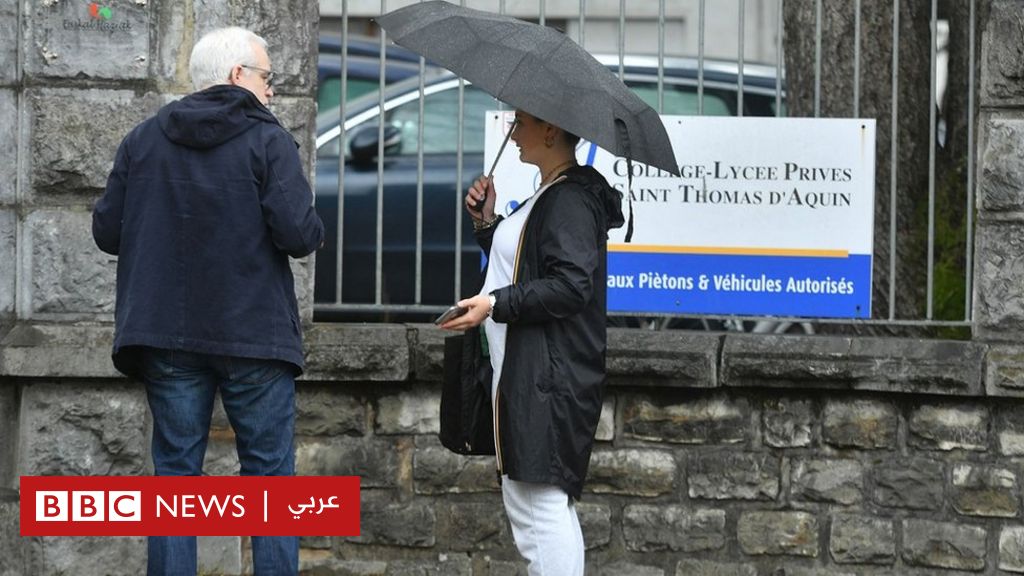 Un élève poignarde un enseignant dans une école française