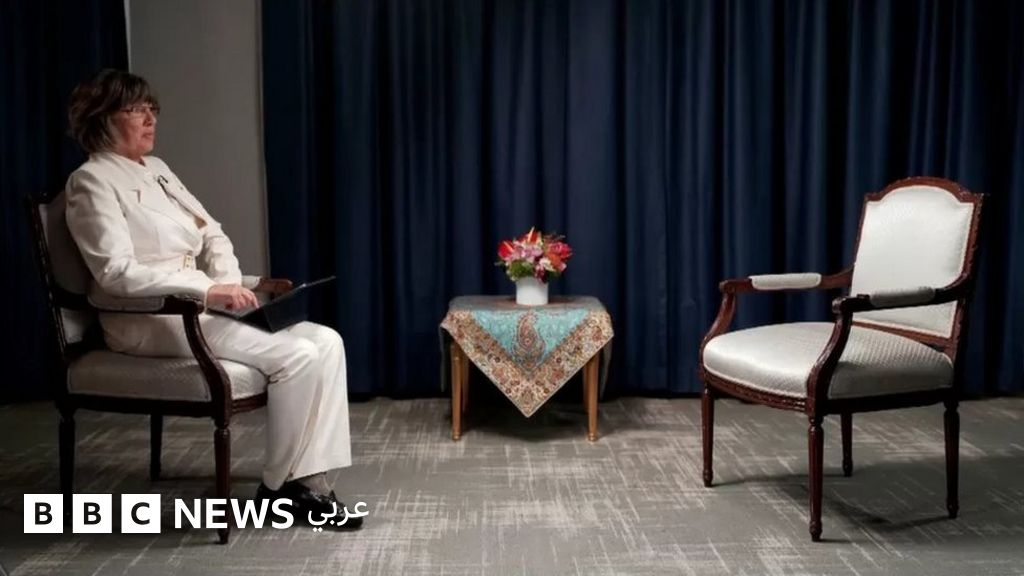 إلغاء مقابلة سي أن أن مع رئيس إيران بعد رفض المذيعة كريستيان أمانبور ارتداء غطاء للرأس