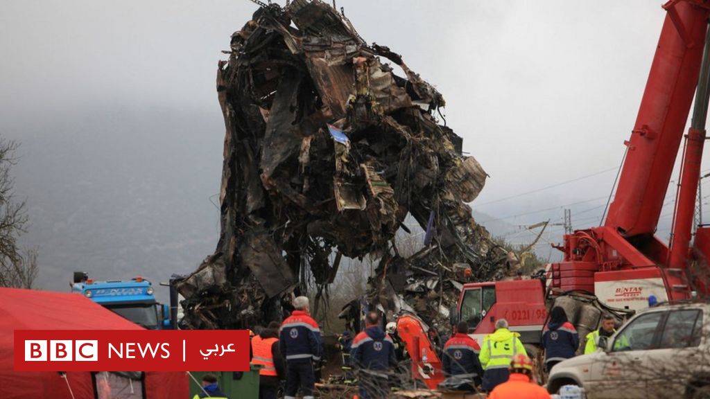 GREECE ACCIDENT: Rail workers strike as anger mounts after two trains collide