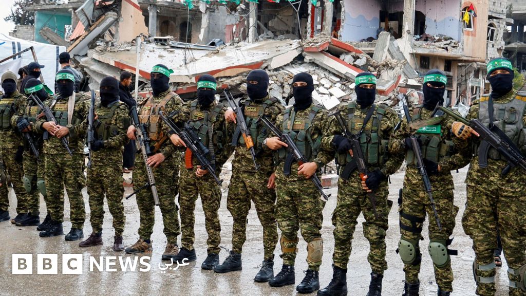 ترقّب لرد حماس على صفقة تهدئة جديدة، ما أبرز بنود الاتفاق المقترح؟ - BBC News عربي
