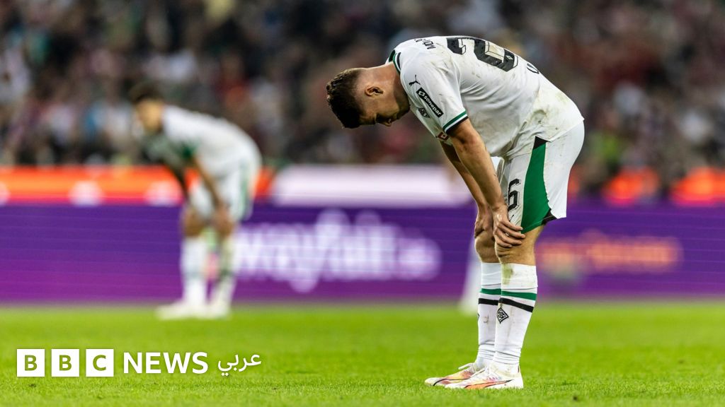 فيفا يرى في النسخة الجديدة من كأس العالم للأندية بأنها تبشر ب "عصر جديد" لكرة القدم العالمية، رغم شكوى لاعبين من موسم طويل لن يخلدوا فيه إلى راحة معتادة، فيما سيزيد ضغط المباريات من خطر الإصابات ويؤثر على عملية الاستشفاء 