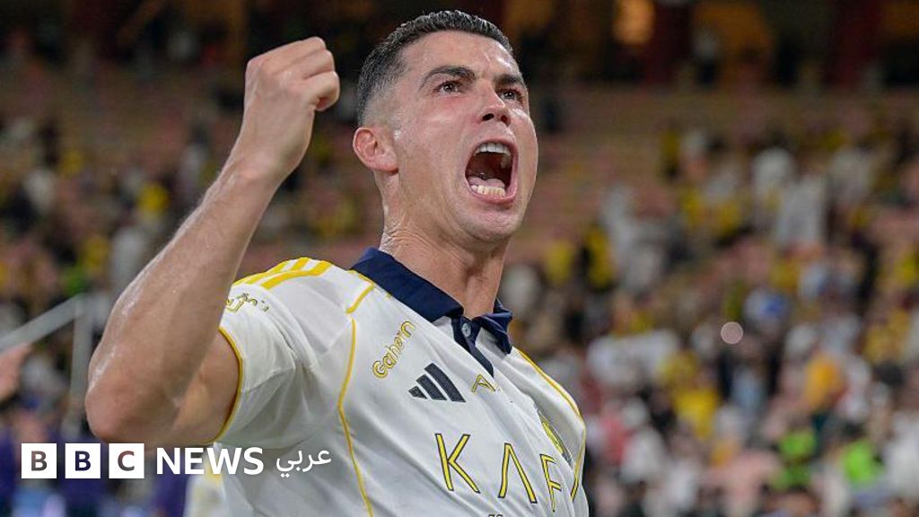 كريستيانو رونالدو: أول لاعب كرة قدم ينضم إلى نادي المليارديرات