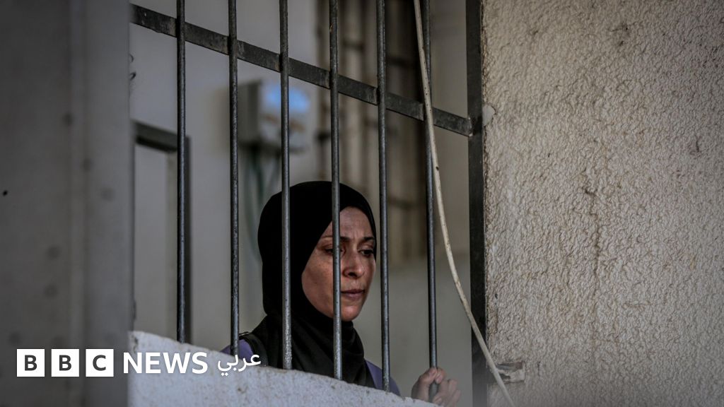 حرب غزة: الأطفال الخدج "يواجهون خطر الموت" في مستشفى الشفاء بعد انقطاع الكهرباء، ومحادثات الهدنة مستمرة