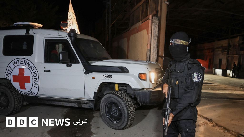 دونالد ترامب يلوح "بالعنف" لنزع سلاح حماس، والجيش الإسرائيلي يقول إن الصليب الأحمر تسلَّم رفات أربع رهائن 