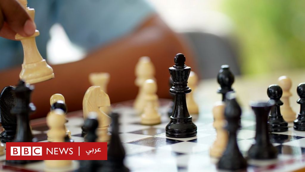 روبوت يكسر إصبع طفل في السابعة في مسابقة للشطرنج في موسكو