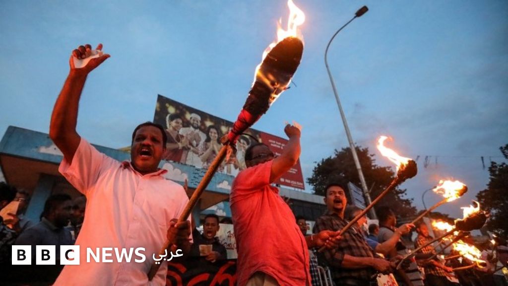 هل يقف العالم على أعتاب موجة جديدة من الاحتجاجات؟ وكيف تبدو الصورة في الدول العربية؟