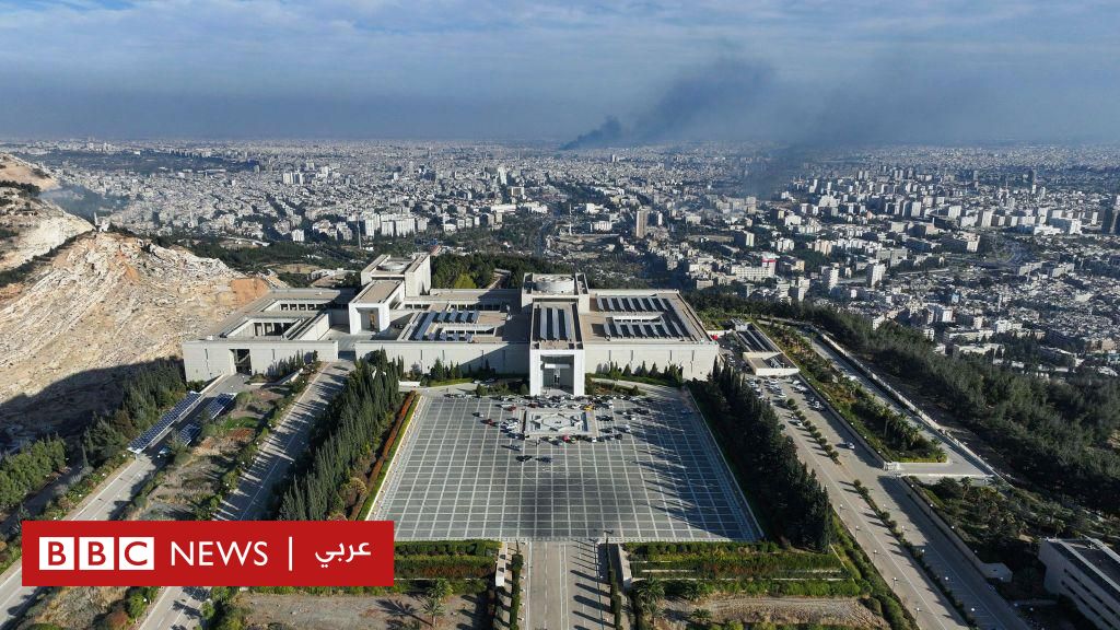 الدروز في سوريا: إسرائيل تشن غارة على محيط القصر الرئاسي في دمشق، وسوريا تؤكد تمسكها بسيادتها والدفاع عن شعبها - BBC News عربي