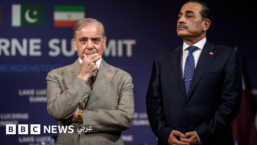 إيران: قائد الجيش الباكستاني ووزير خارجية عُمان إلى طهران وسط عقوبات أمريكية وتصعيد في مضيق هرمز