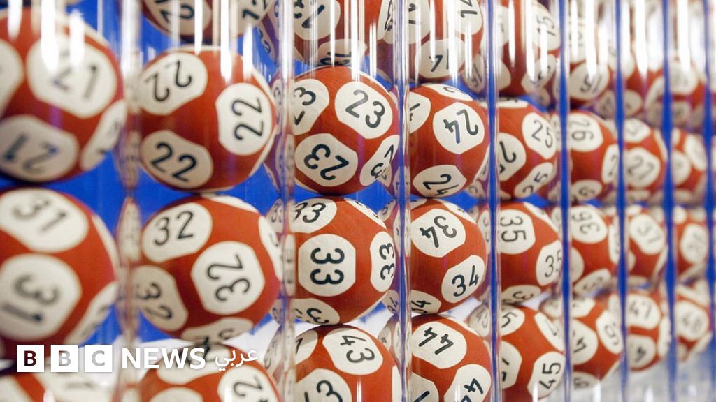 من ربح الجائزة الكبرى لليانصيب الأوروبي بقيمة 123 مليون إسترليني؟ من ربح الجائزة الكبرى لليانصيب الأوروبي بقيمة 123 مليون إسترليني؟