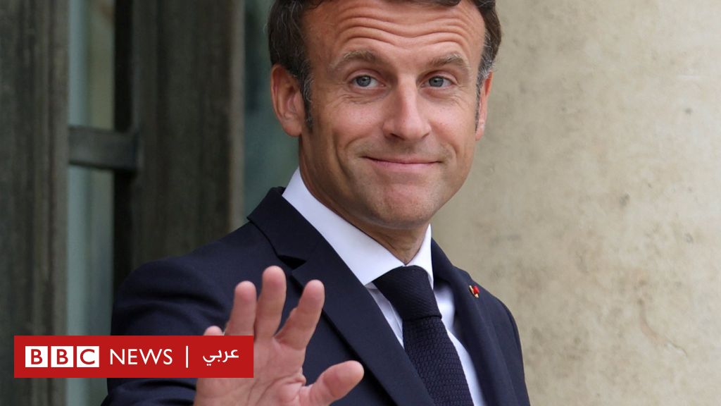 L’âge de la retraite en France : Macron chante dans les rues pour absorber la colère du public face à la réforme des retraites