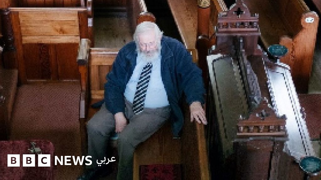 حكاية القس الذي أنفق ما ورثه على شراء كنائس مغلقة ليعيد فتحها حكاية القس الذي أنفق ما ورثه على شراء كنائس مغلقة ليعيد فتحها