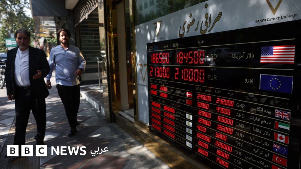 ترامب يأمل أن تؤدي العقوبات إلى إسقاط النظام الإيراني، وقيادات طهران تراهن على العكس