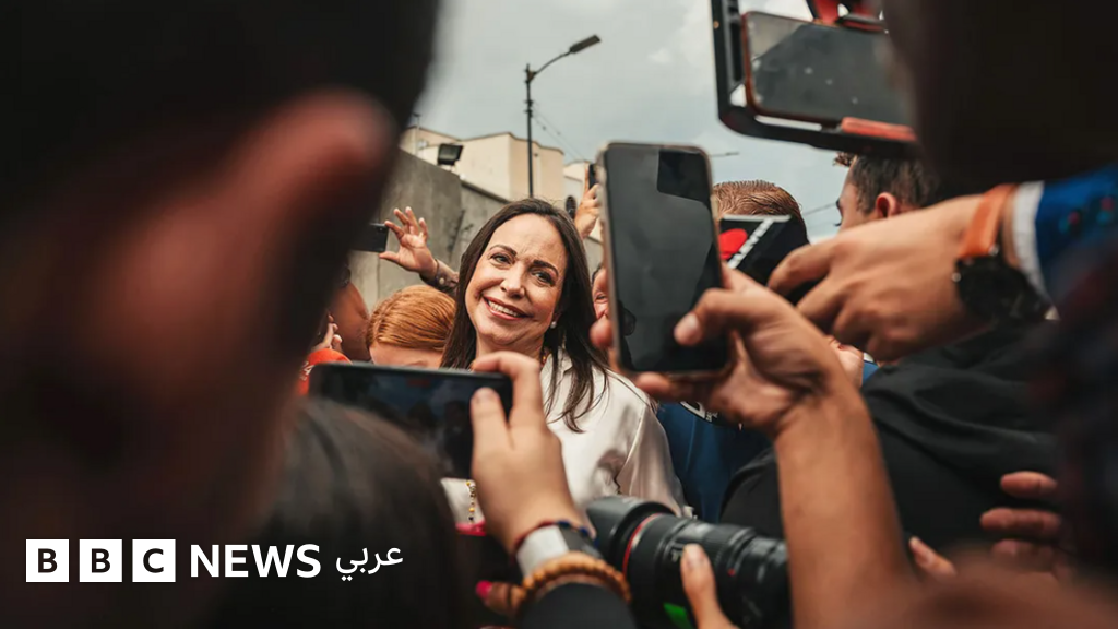 مَن هي الفنزويلية التي فازت من مخبئها بجائزة نوبل للسلام، وهنّأها ترامب؟