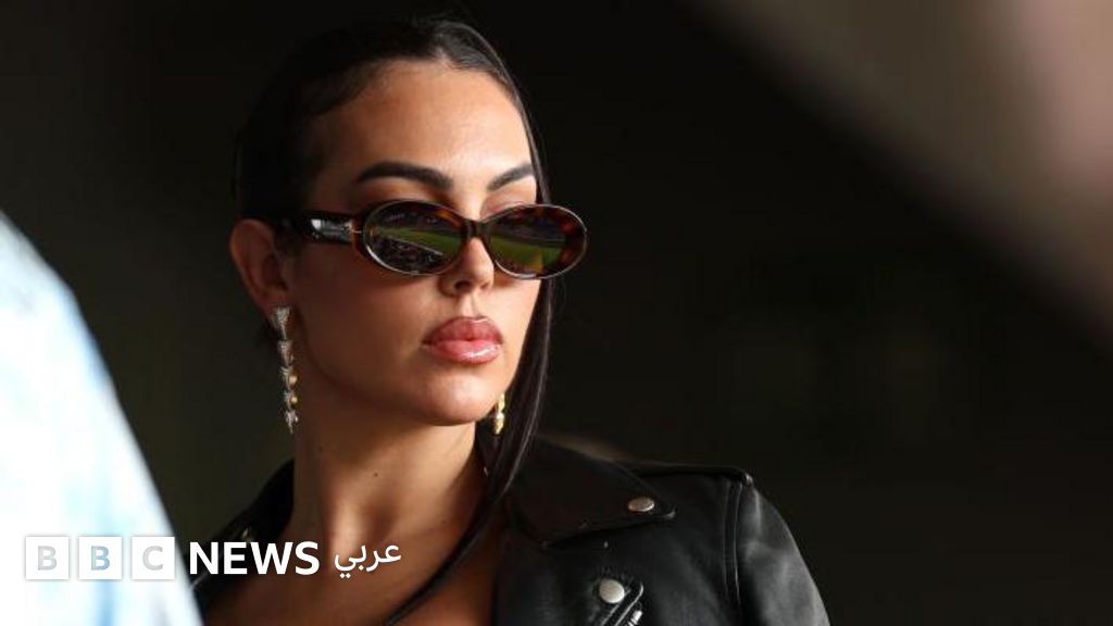 جورجينا ورونالدو وخاتم بـ13 مليون دولار: كيف غيّر لقاء واحد حياتهما؟ - BBC News عربي