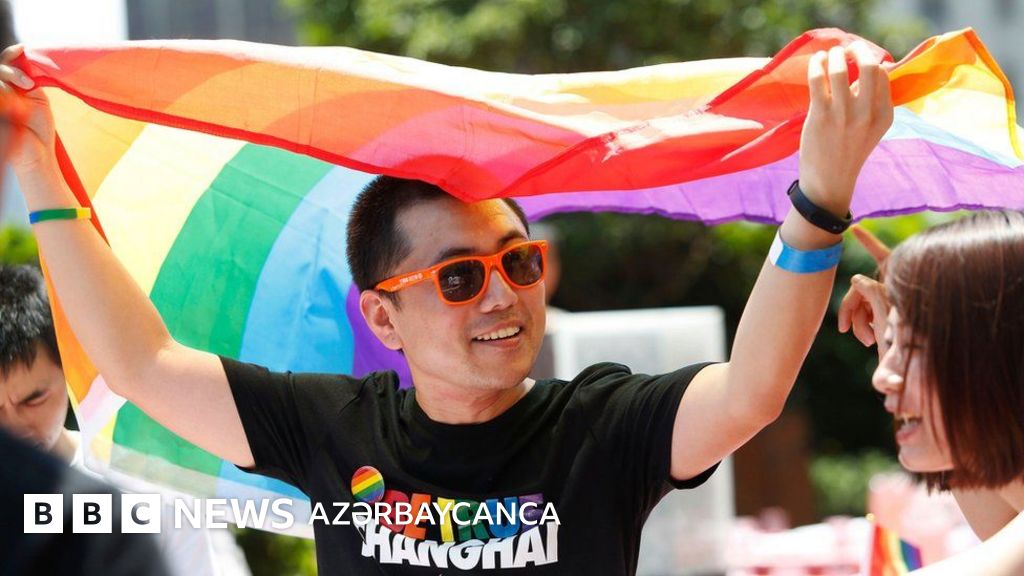 Onlayn porno video: Dikda qusish Nudist plyajlardagi qizlarning fotosuratlari