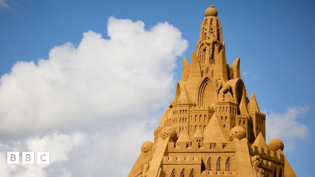Tallest sandcastle in the world built in Denmark BBC Newsround