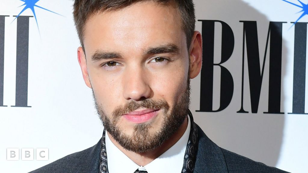 Liam. Лиам Пейн 2020. Лиам Пейн 2021. Лиам Пейн блондин. Liam Payne лысый.