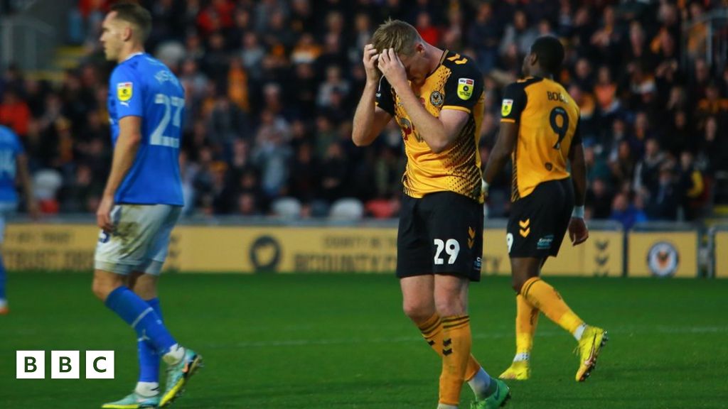 Adran Dau Casnewydd 12 Stockport County BBC Cymru Fyw
