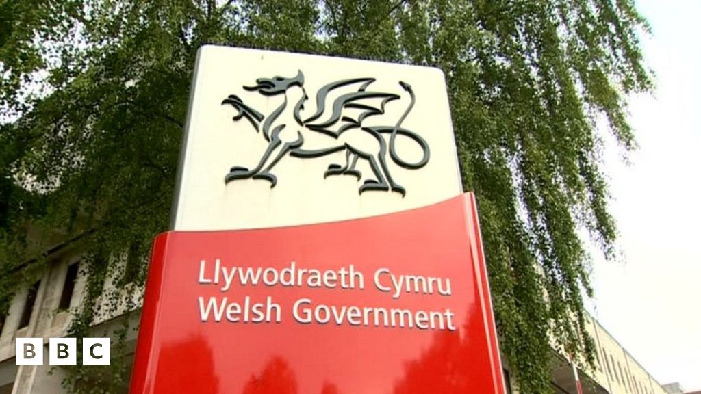 Pryderon Bod Cyfrifon Llywodraeth Cymru Saith Mis Yn Hwyr - BBC Cymru Fyw