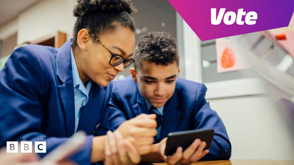 Netherlands to ban phones and smartwatches in schools from 2024 BBC