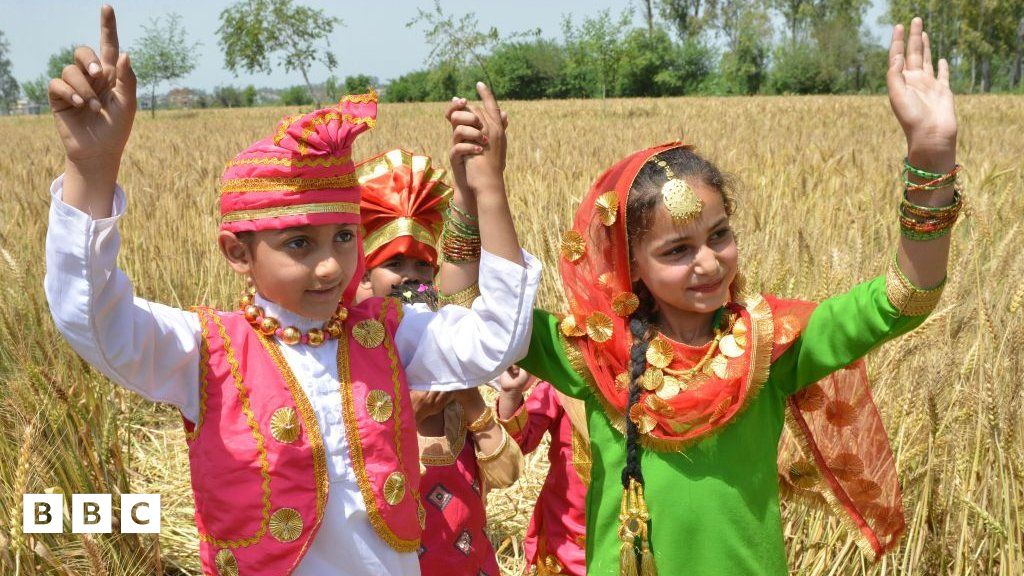 What is Vaisakhi, or Baisakhi and how is it celebrated? BBC Newsround