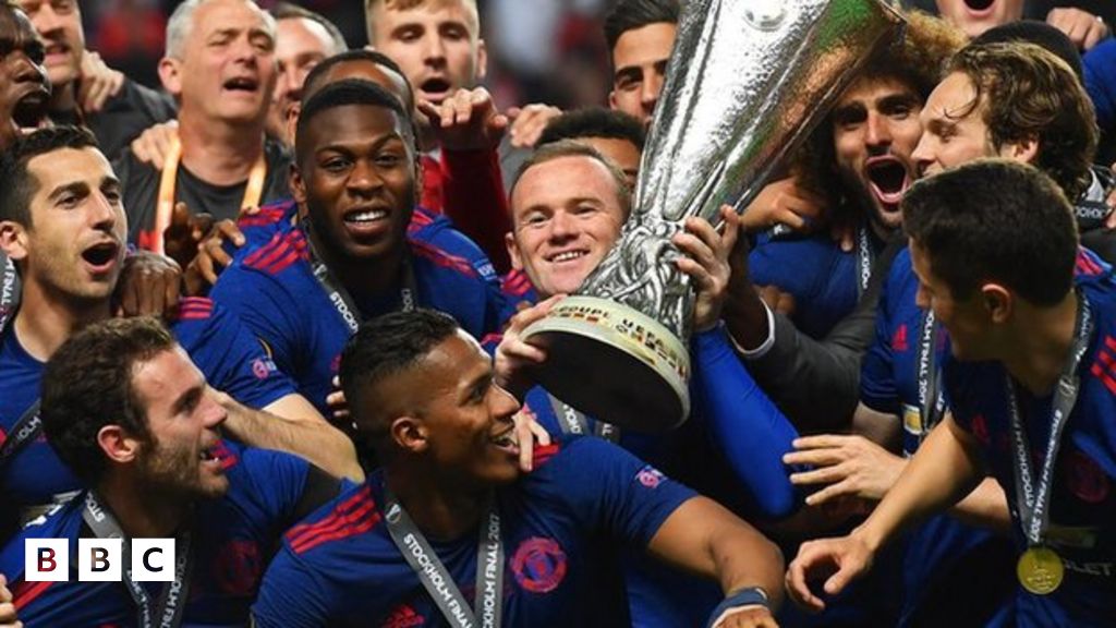 Manchester United Celebrate Europa League Win - BBC Newsround