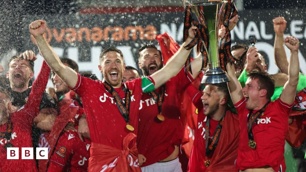 Wrexham Wrexham promoted to Football League BBC Newsround