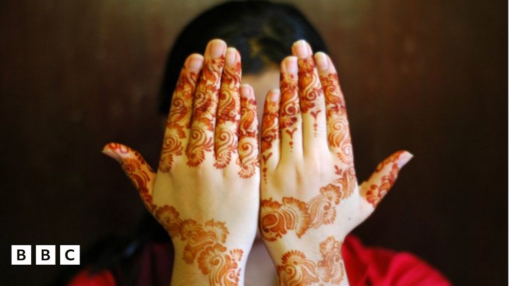 Why are there two Eids and what is the difference between Eid al-Fitr and Eid al-Adha? - BBC Newsround
