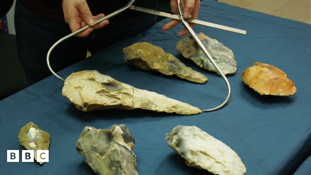 Ice-age Axes And Prehistoric Stone Tools Discovered In Kent - Bbc Newsround