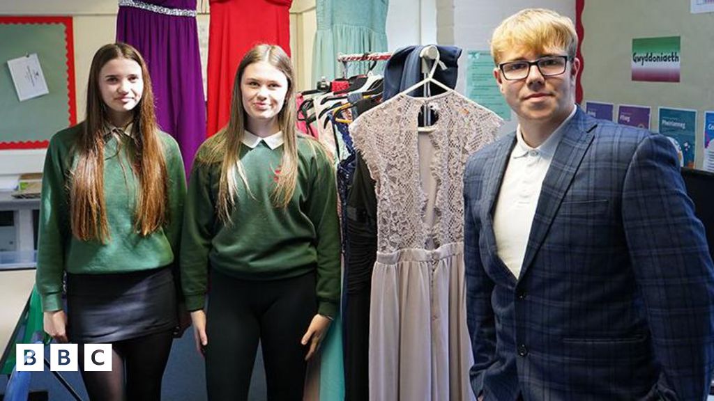 Ysgol Brynrefail yn galw am ddillad prom i helpu gyda chostau byw - BBC ...