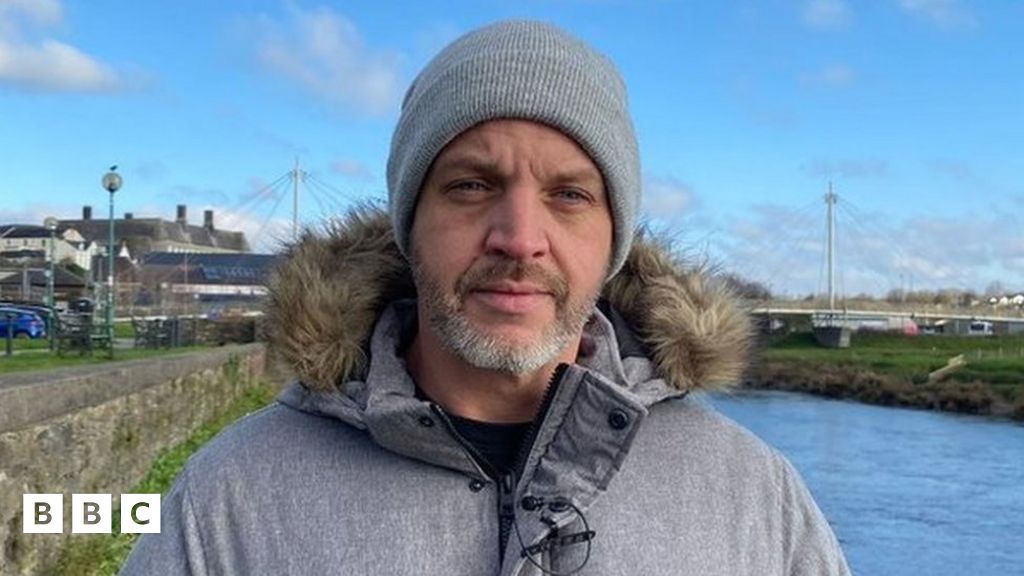 Galw am fwy o adnoddau addysg HIV mewn ysgolion - BBC Cymru Fyw