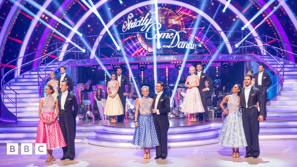 Strictly Quarter Finals, Who's Still Dancing? - BBC Newsround