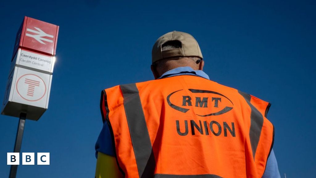 Train strike: Why are there train strikes this week? - BBC Newsround