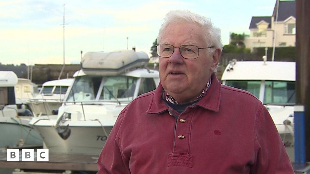 Dewi Pritchard Jones Swydd crwner wedi gadael ei hôl BBC Cymru Fyw