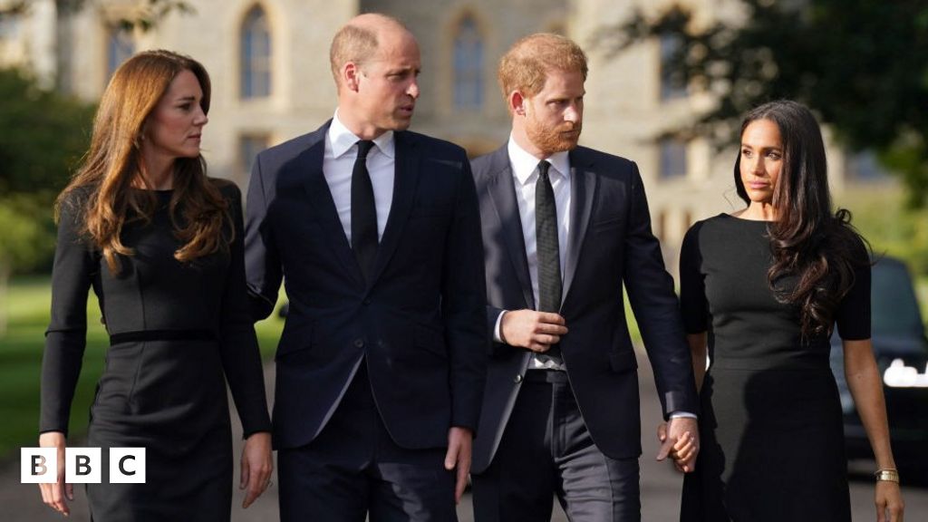 Queen Elizabeth II Royal Family come together to view tributes BBC
