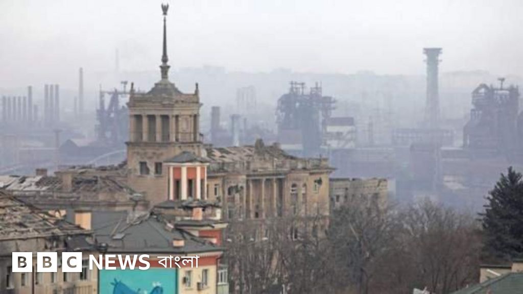 Ibiza achchiq porno Qiyinchilik bilan ozining dikini qattiq anusga kiritadi