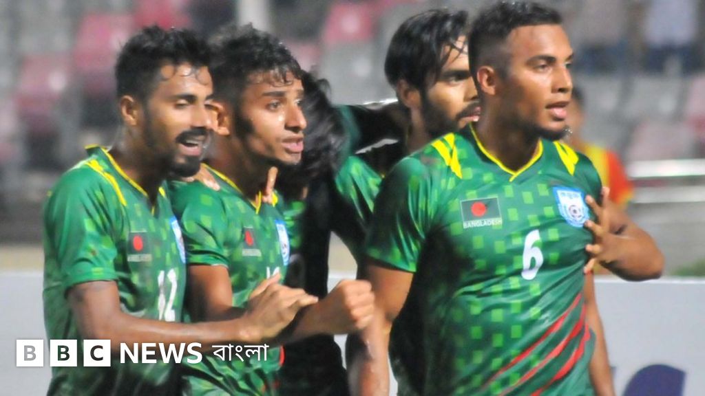 Rita argiles porno onlayn Teri yubka va qora taytlarda jinsiy aloqa